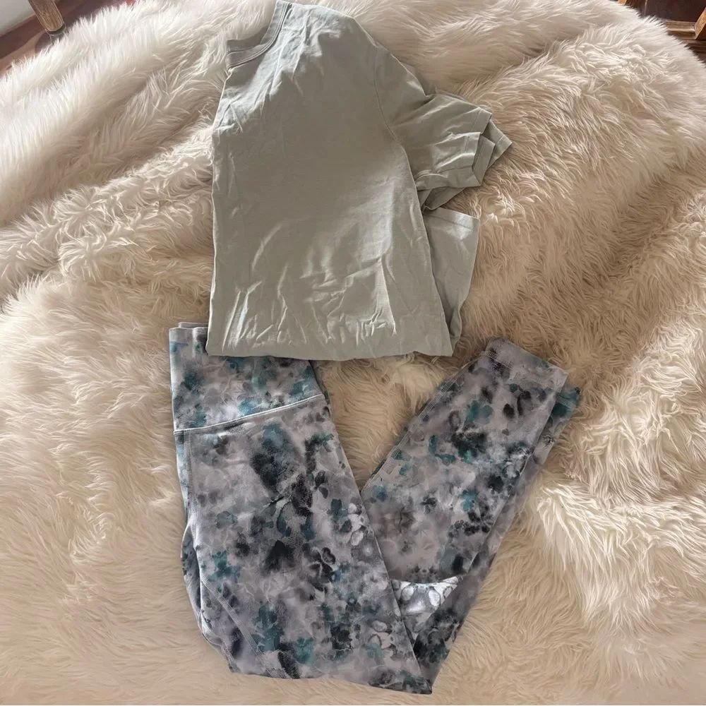 Blue Lulu workout set